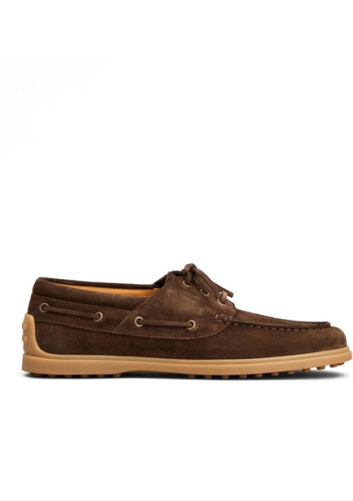 Boat Shoes in Suede